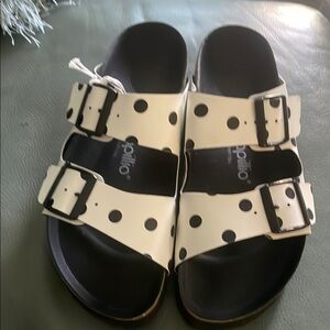 Polka Dot Sandals with Buckles